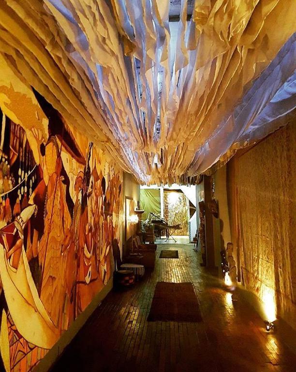 Bushman Cafe Hotel 阿比让 外观 照片